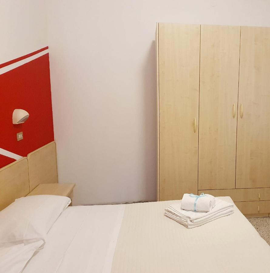 Albergo B&B Serafini Rimini Exterior foto