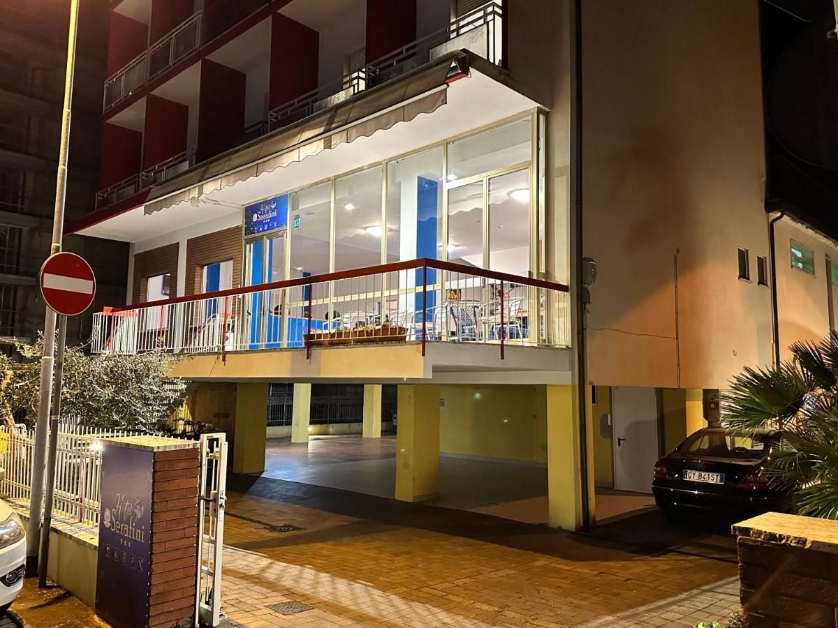 Albergo B&B Serafini Rimini Exterior foto